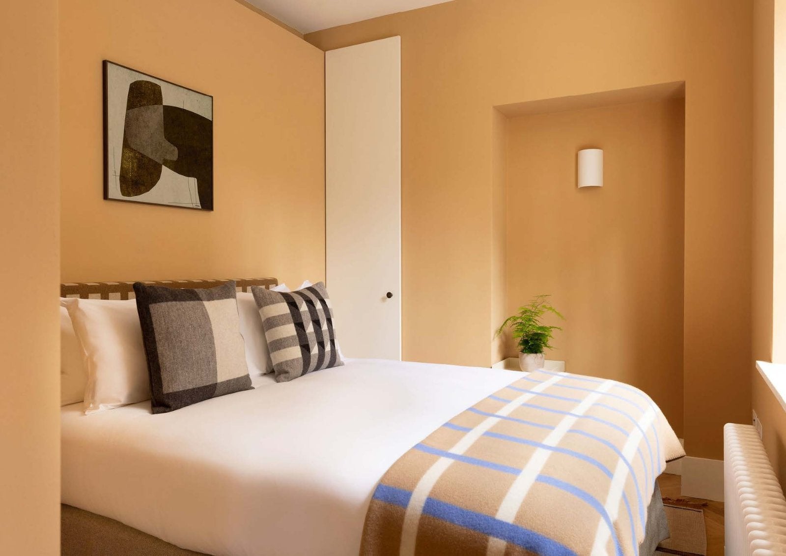 Flat Harley Street in London