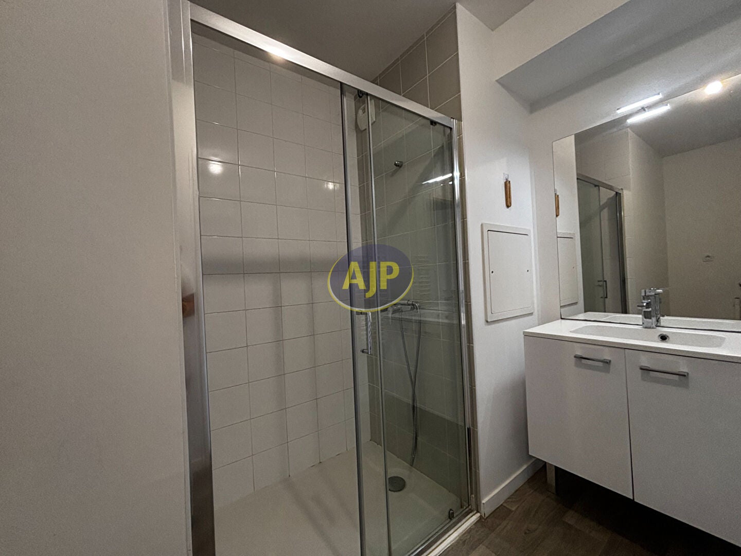 Appartement D 52 à Fontguenand