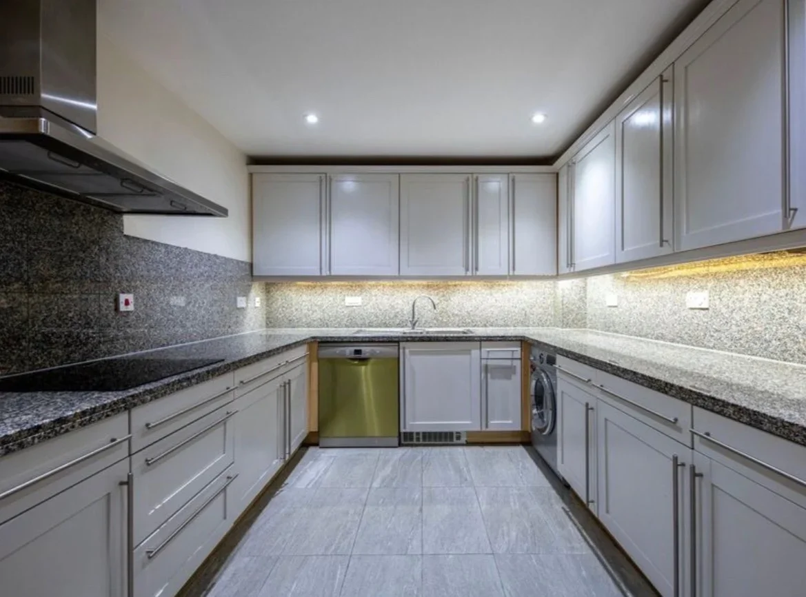 Flat Ebury Bridge Road in City of Westminster