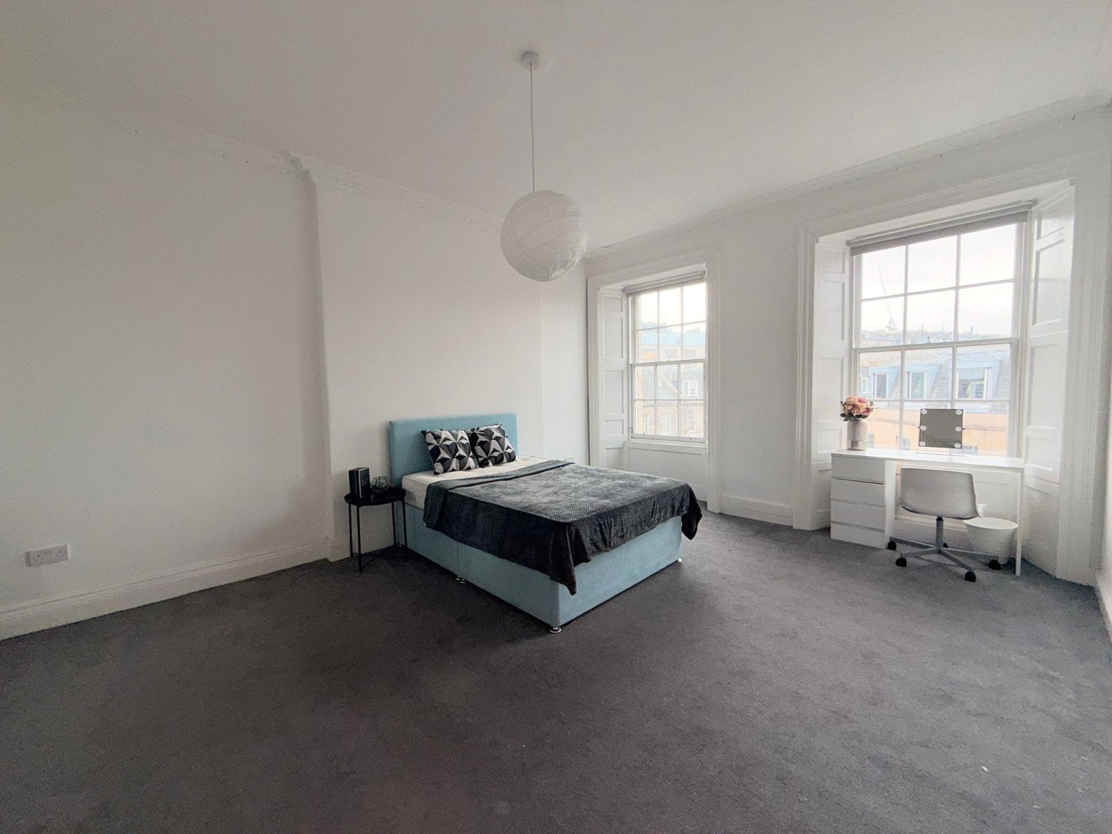 Flat Broughton Street in City of Edinburgh