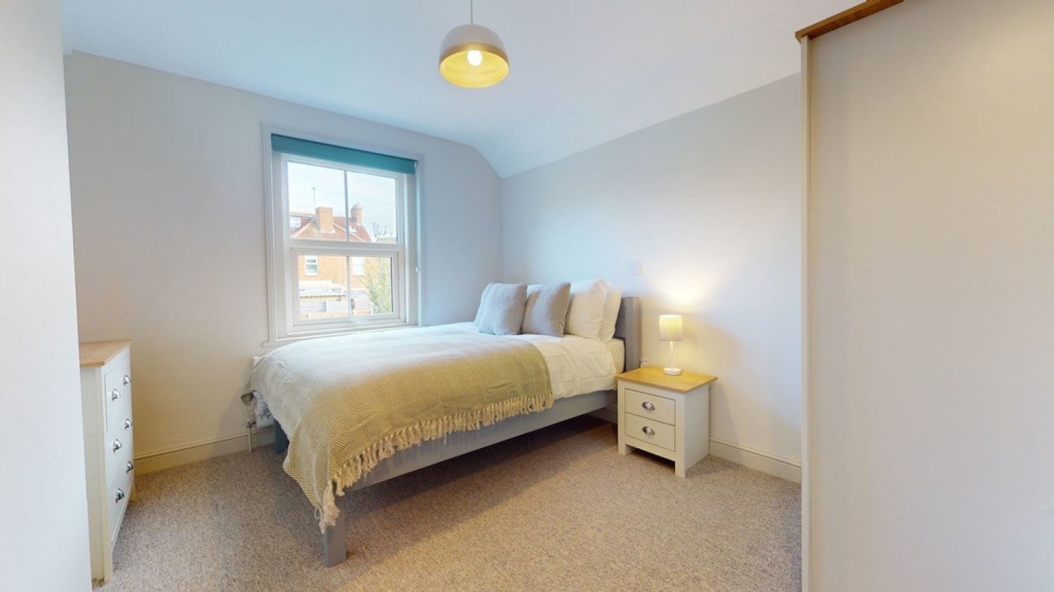 Room Everton Road in Yeovil