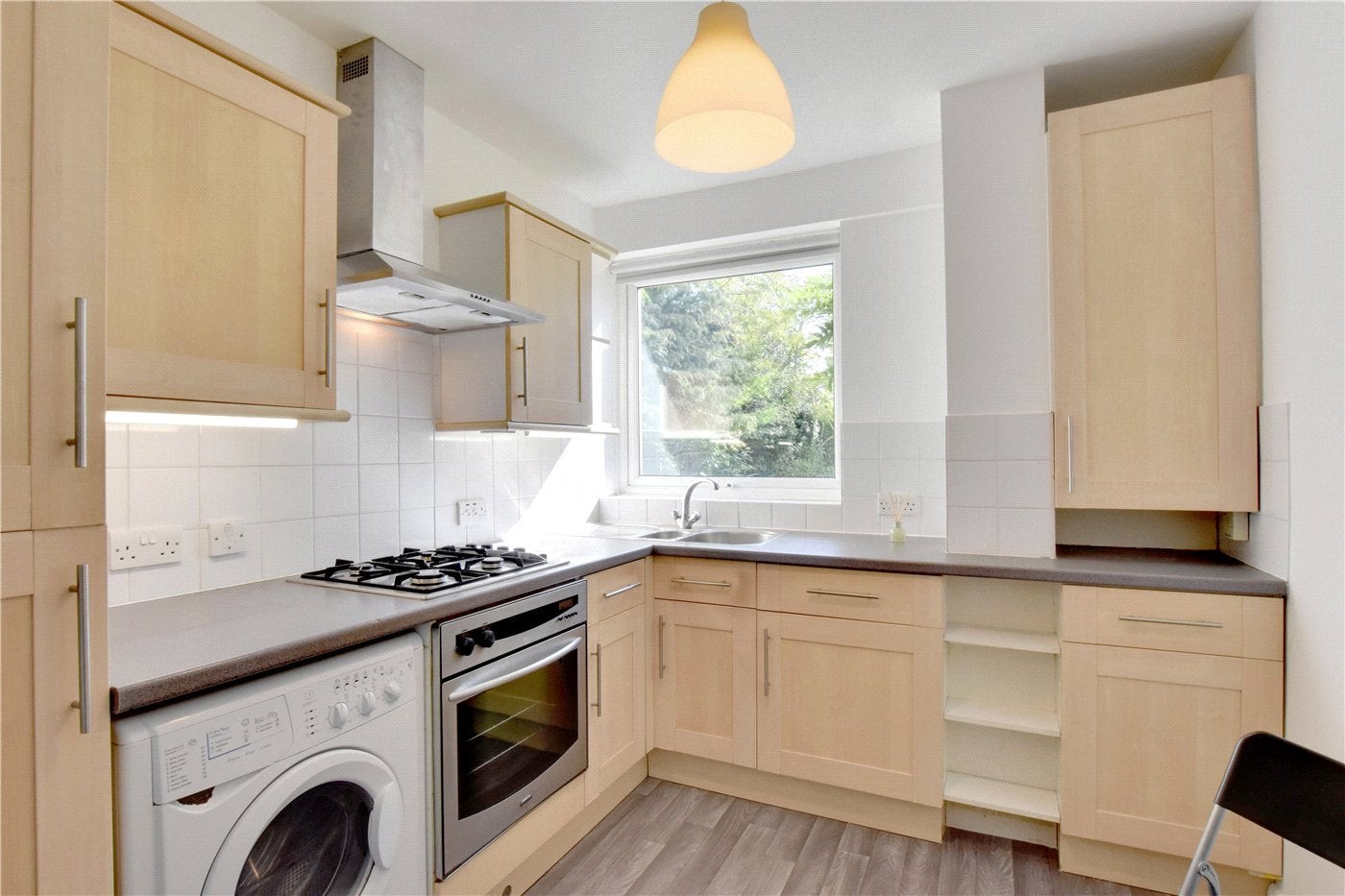 Flat Lee Road in Greater London
