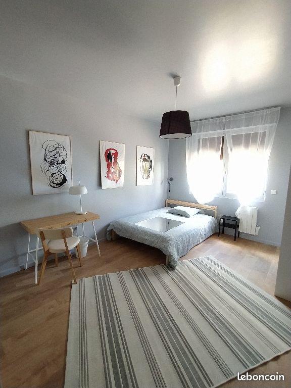 Chambre Rue des Treilles à Libourne