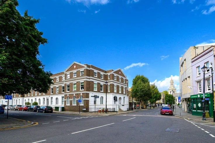 Flat Stockwell Street in Greater London