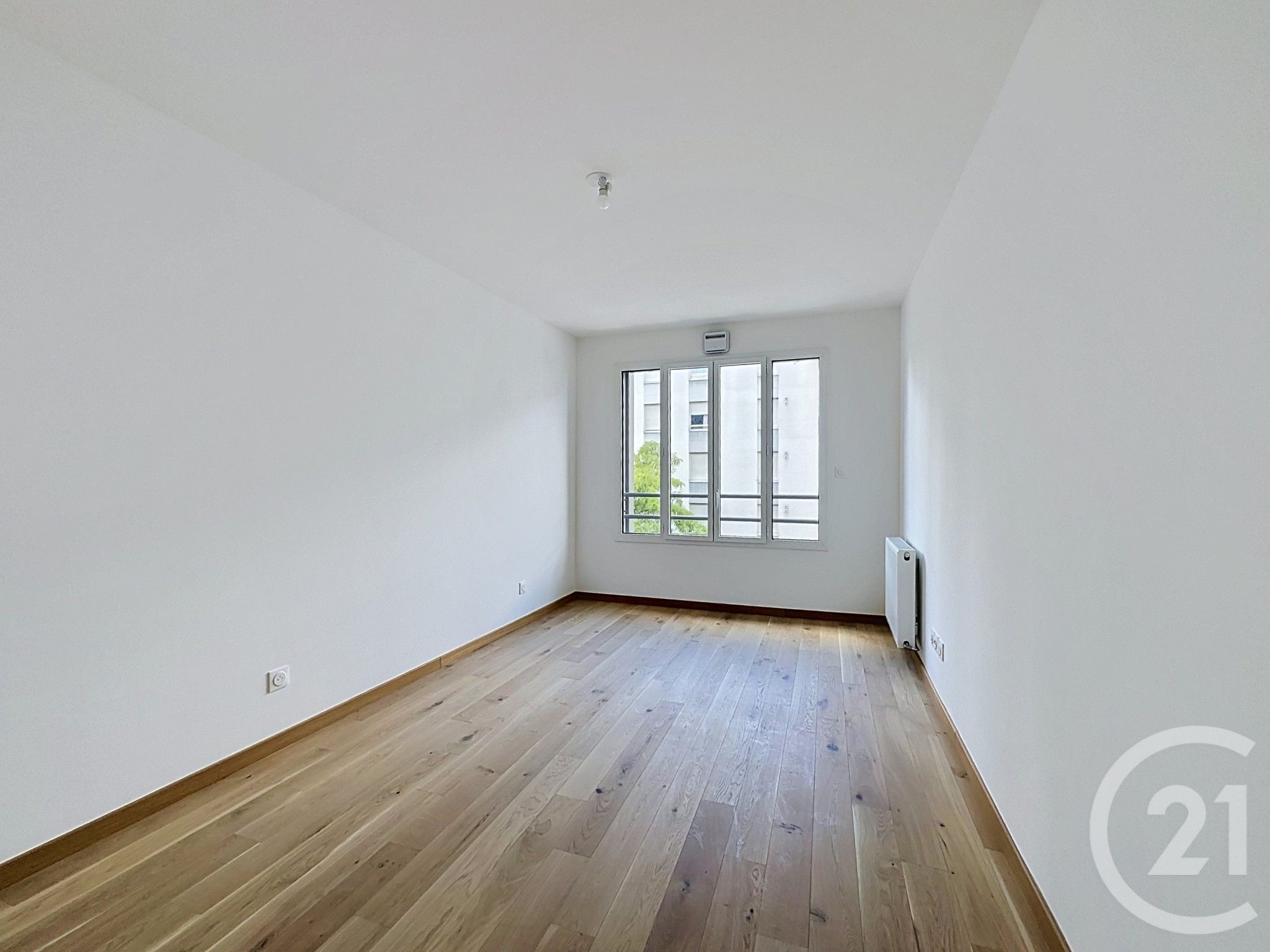 Flat Rue Maryse Bastié in Lyon
