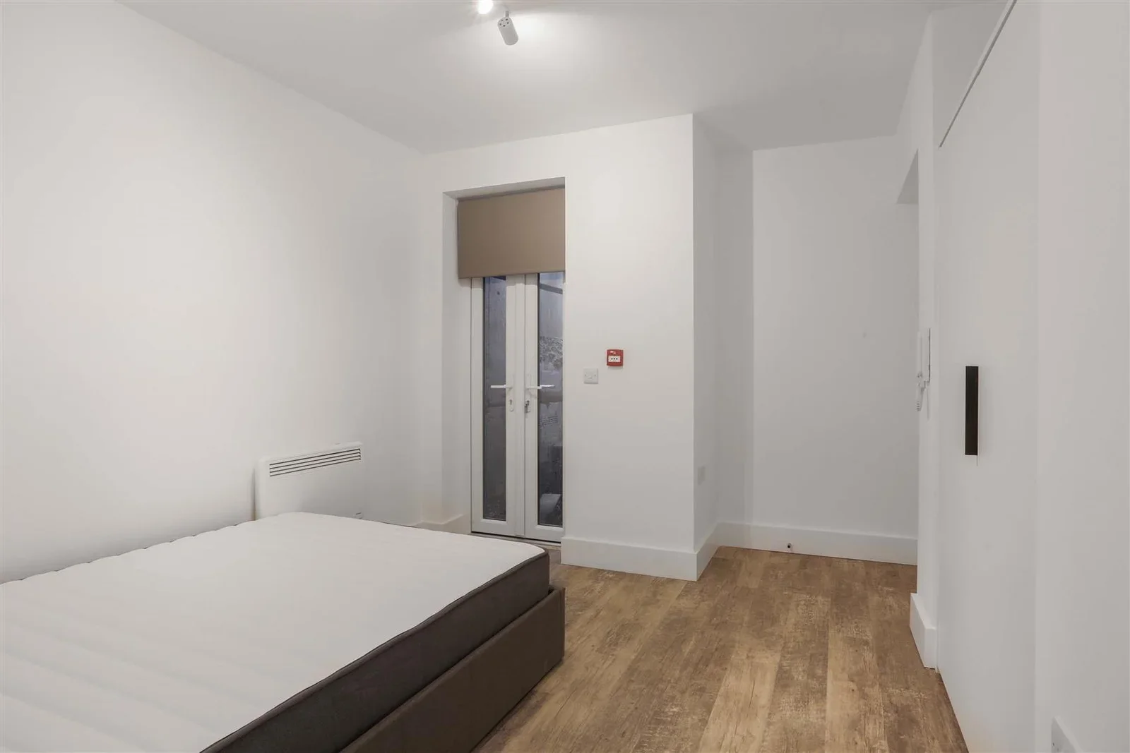 Room Langley Park Road in Greater London