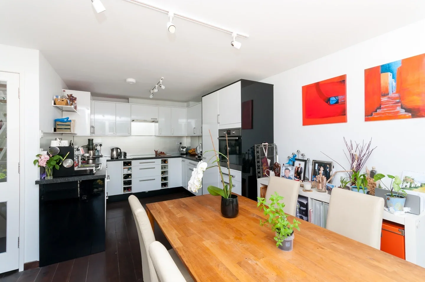 House Meadow Close in Greater London