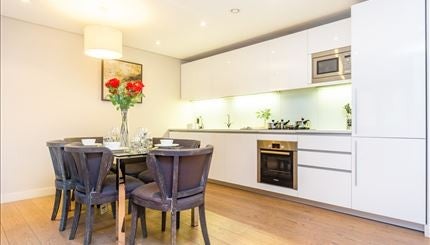 Flat Merchant Square in City of Westminster