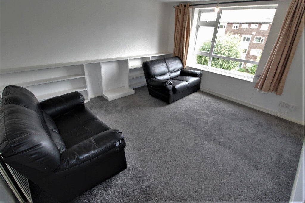 Flat Radford Road in Coventry