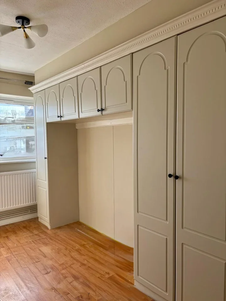 Flat Pembury Court in Greater London