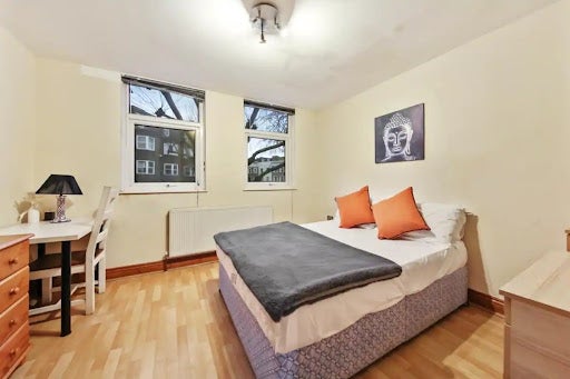 Room Chippenham Road in City of Westminster