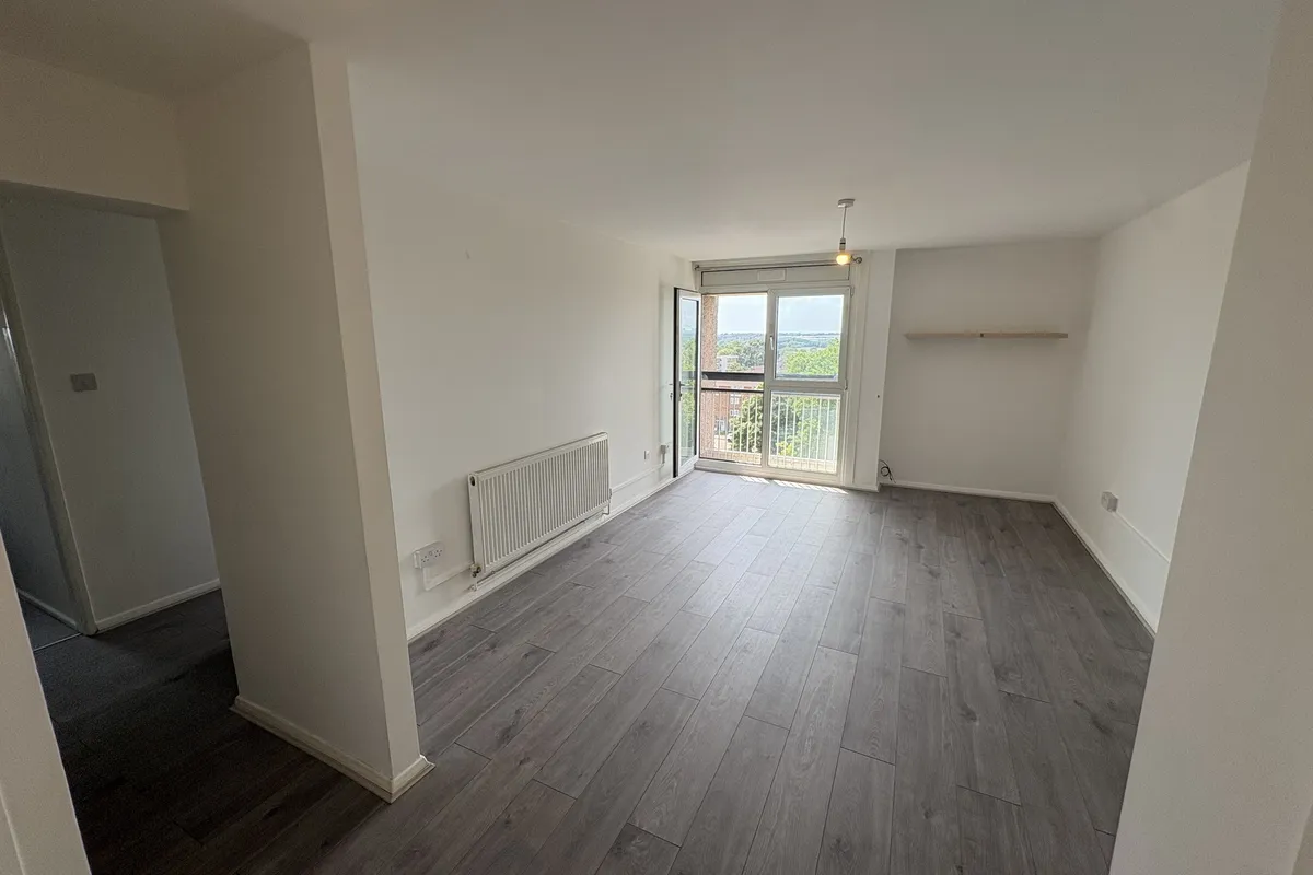 Flat Haydens Road in Harlow