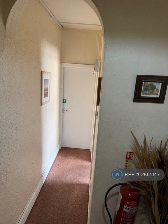 Room Minstead Road in Birmingham