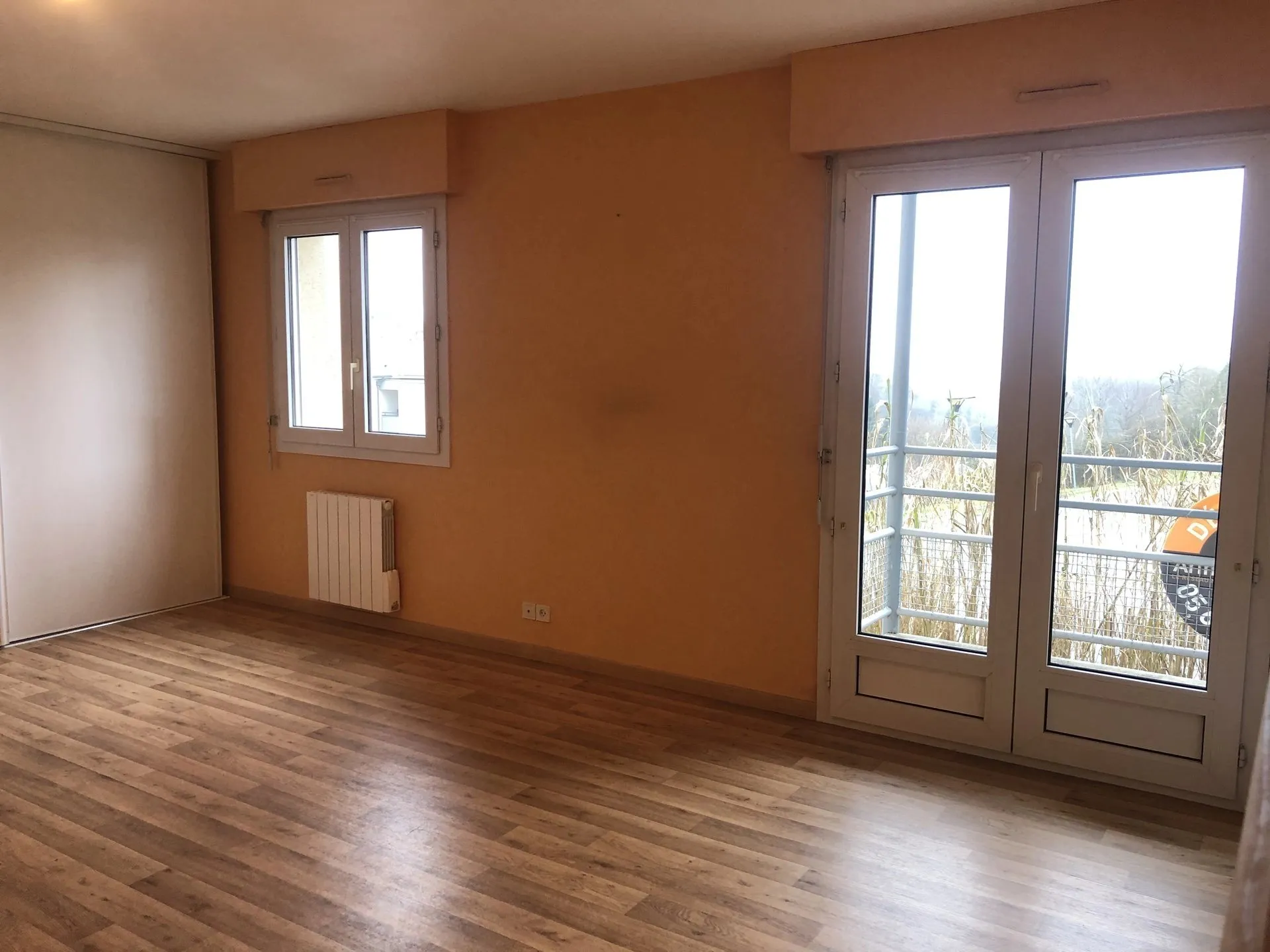 Flat Route de Baraqueville in Baraqueville