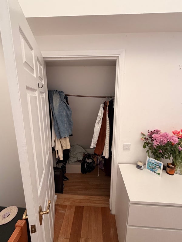 Room Rope Street in Greater London