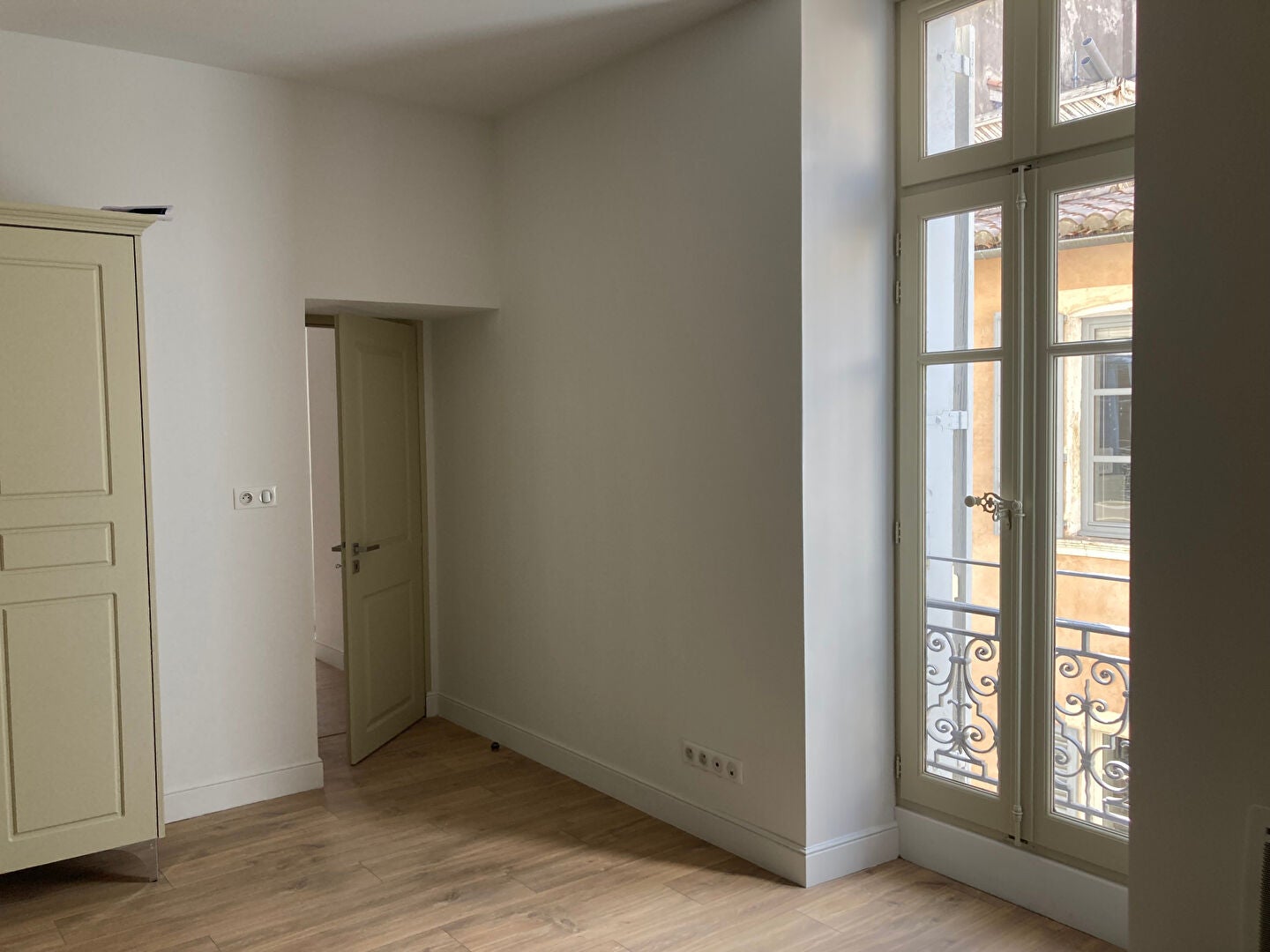 Flat Rue des Flottes in Nîmes