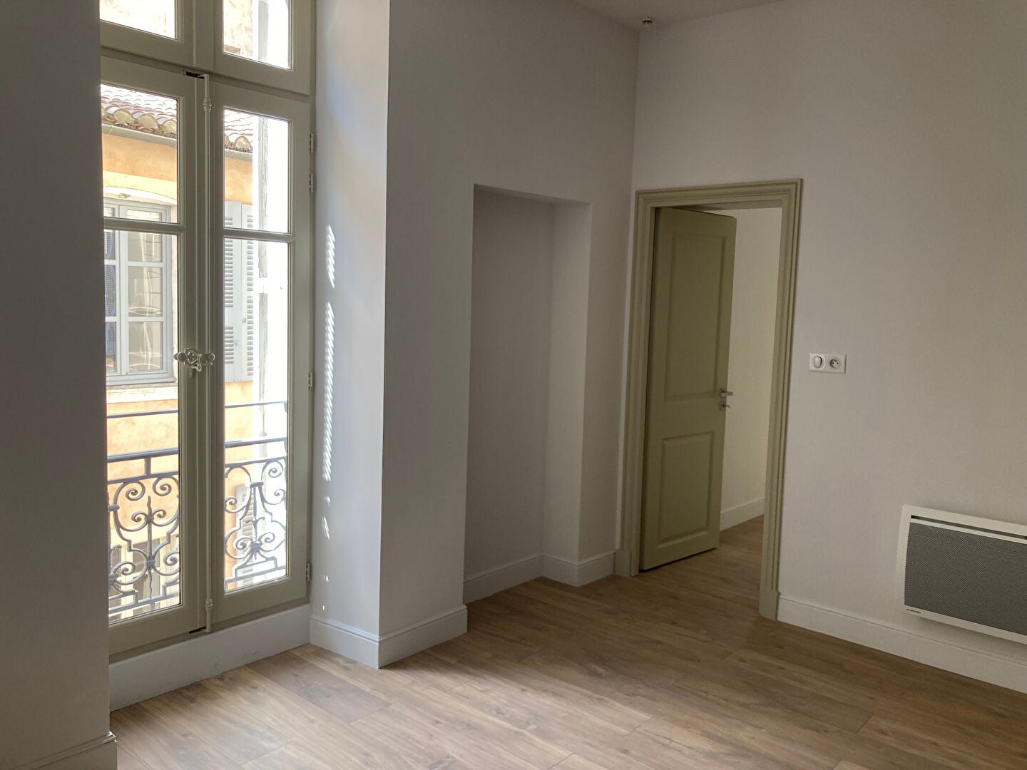 Flat Rue des Flottes in Nîmes