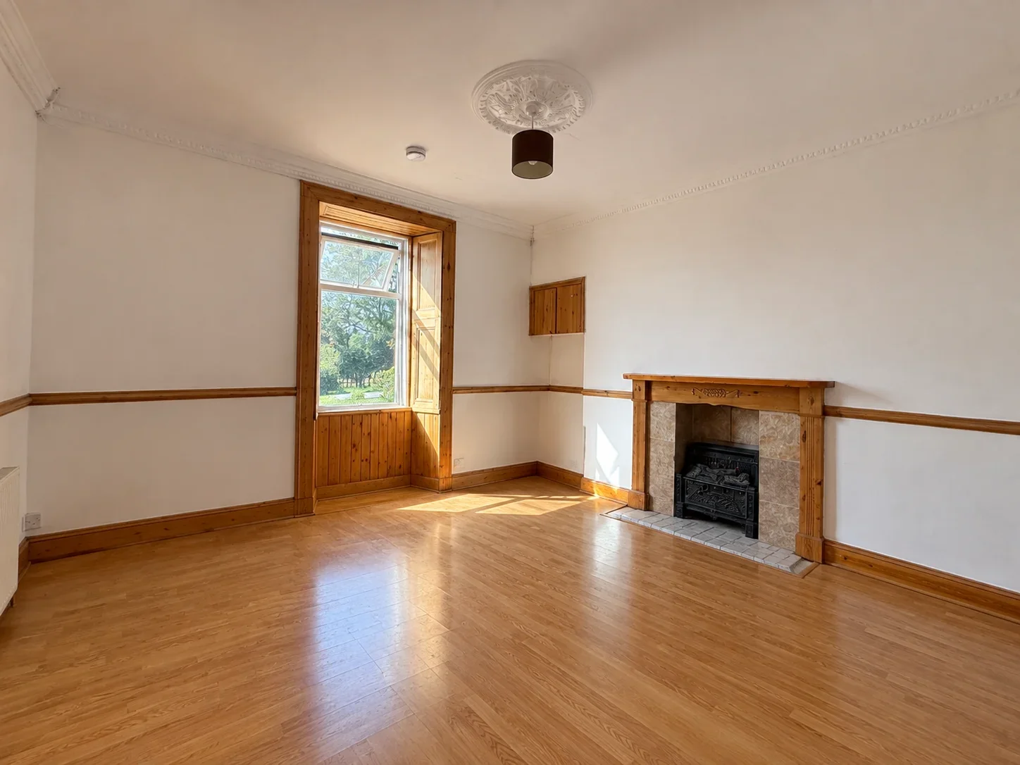House B7006 in Bilston