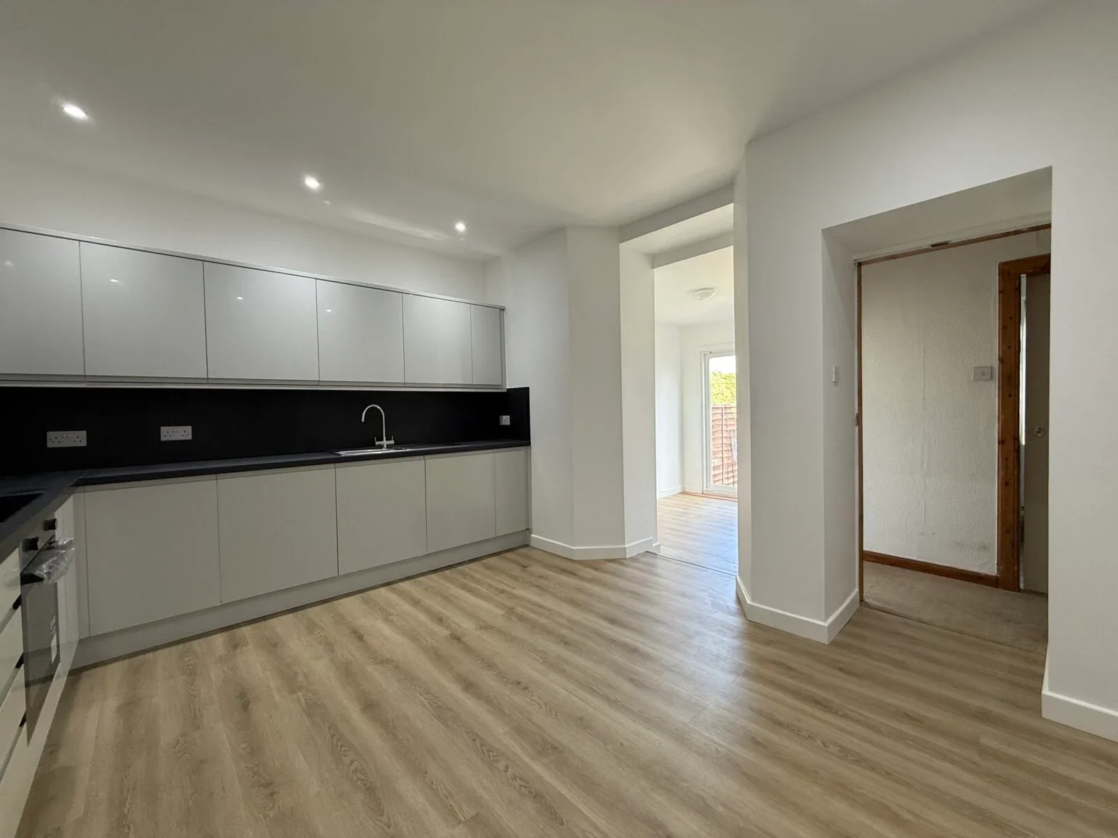 House B7006 in Bilston