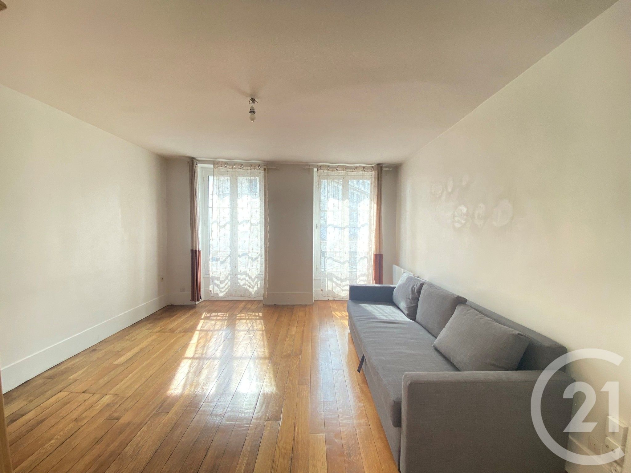 Flat Rue Saint-Jacques in Paris
