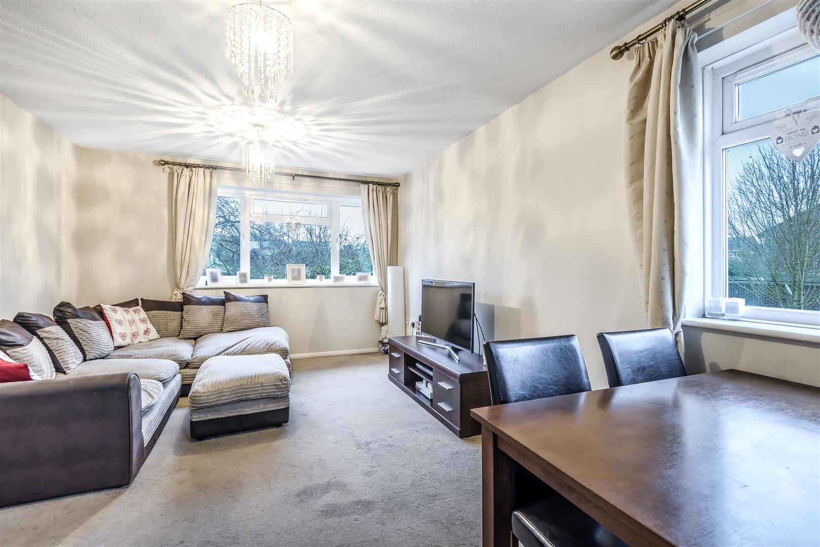 Flat Chesterton Road in Tonbridge and Malling