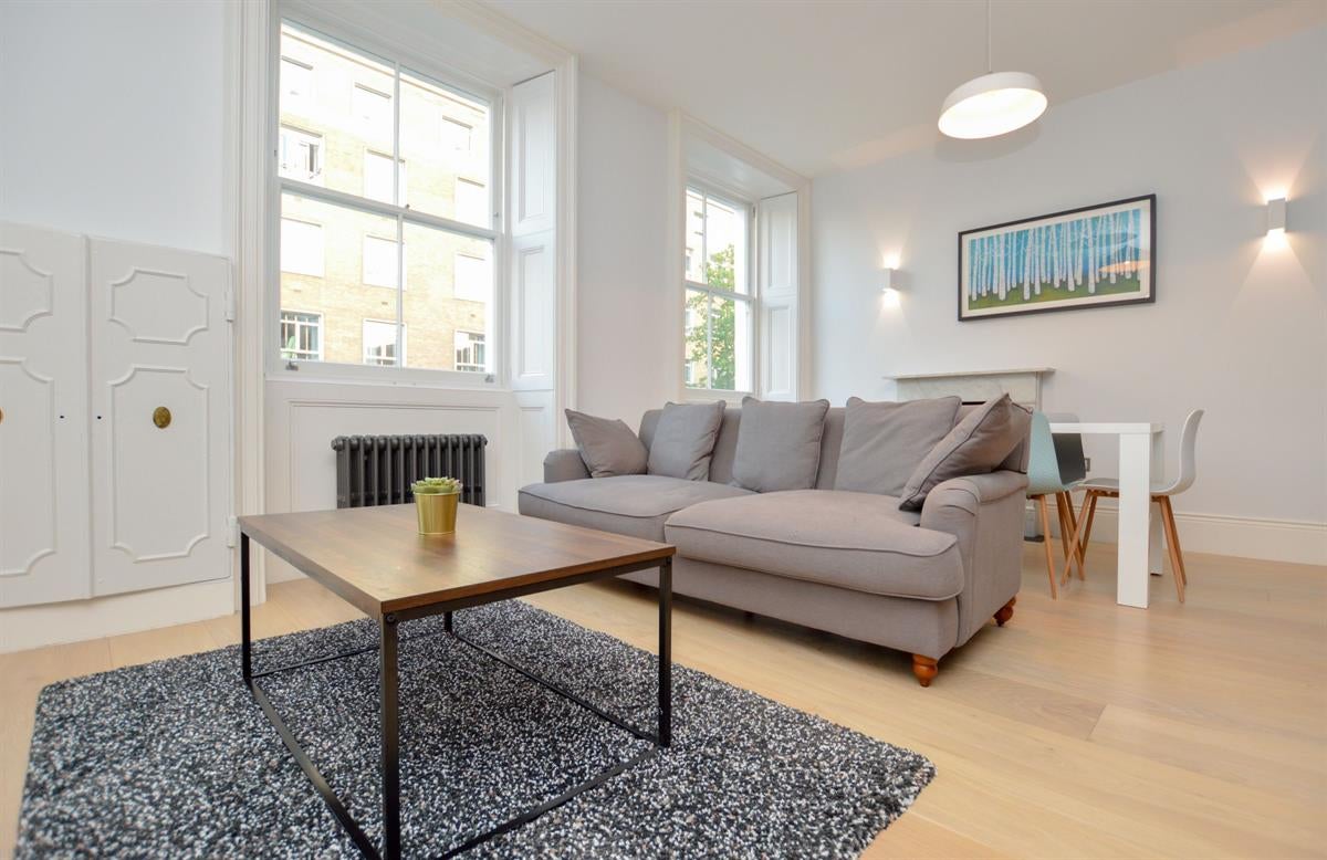 Flat Guilford Street in Greater London