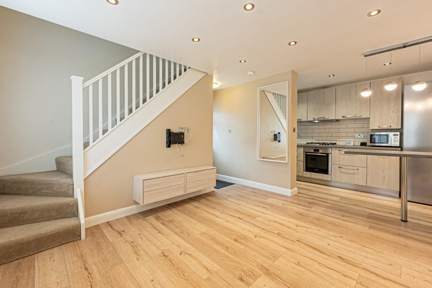 House Lakeside in Dacorum