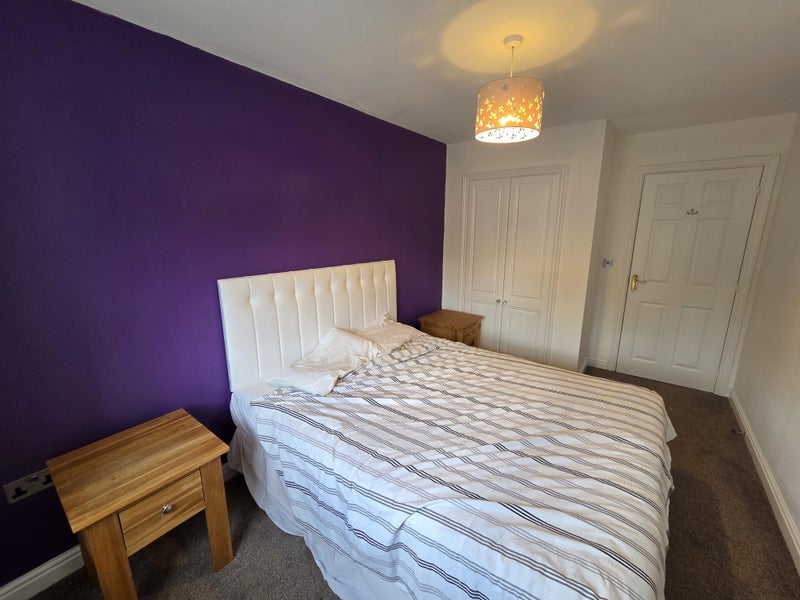 Room Peel Drive in Tamworth
