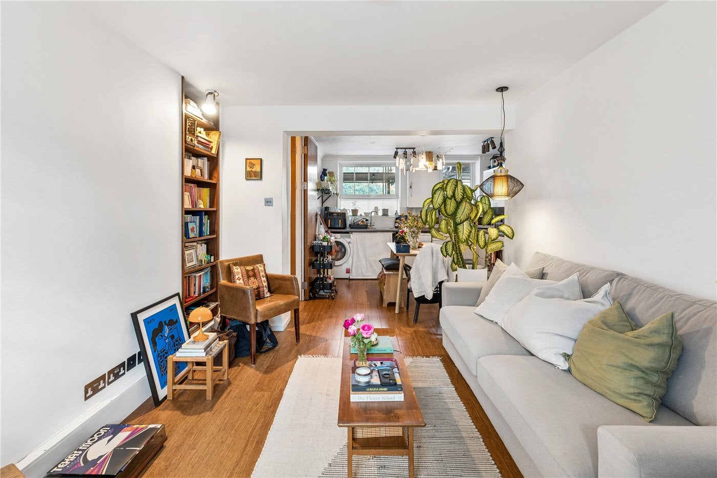 Flat Northampton Street in Greater London