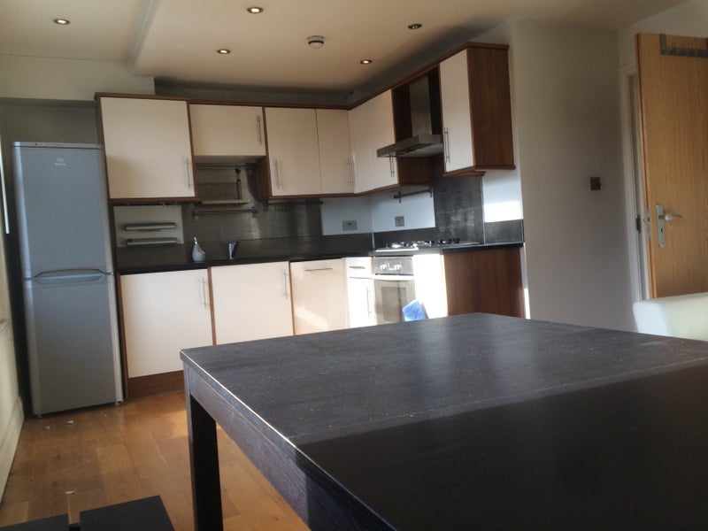 Flat Evering Road in Greater London