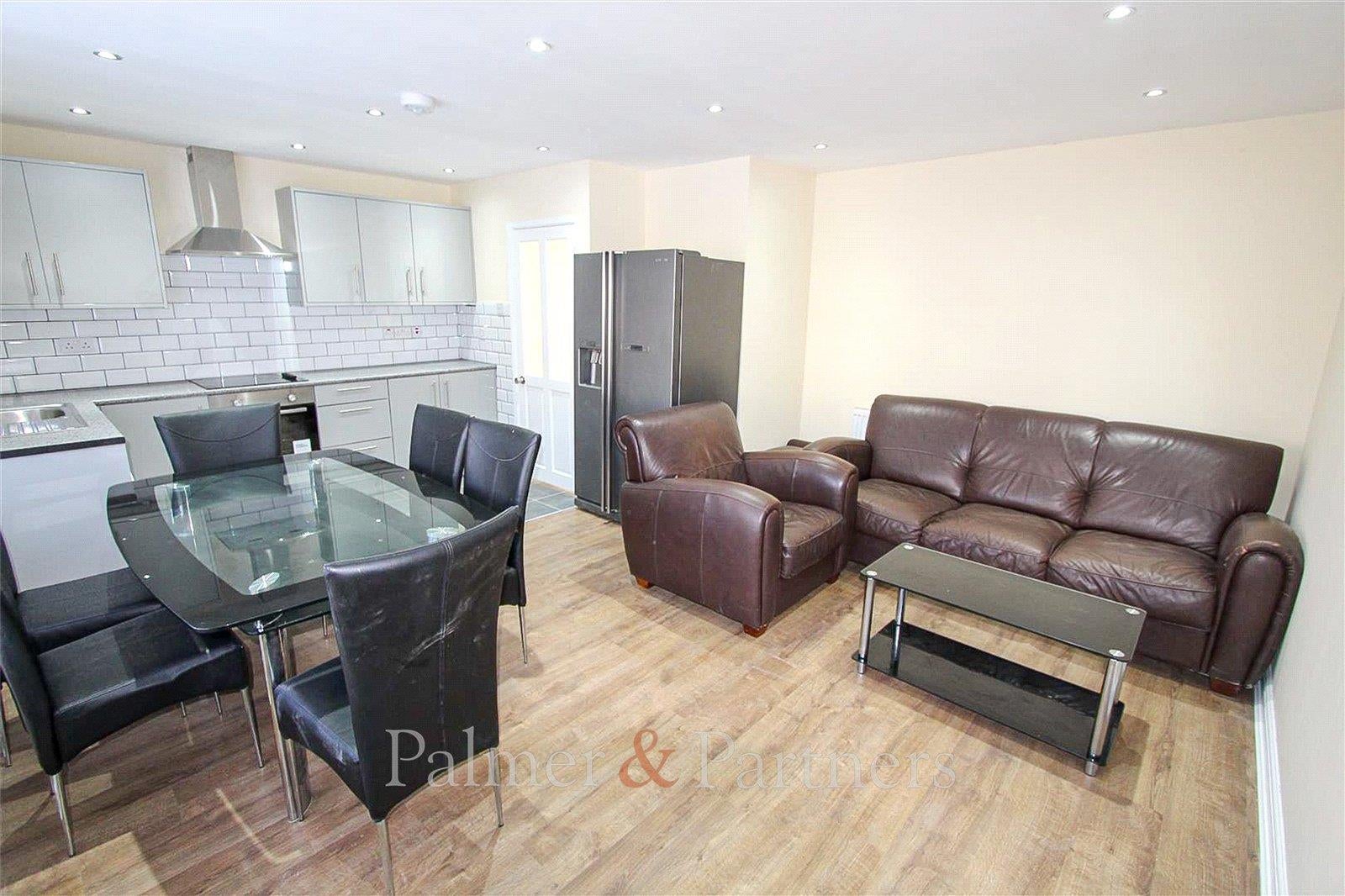 House Leam Close in Colchester