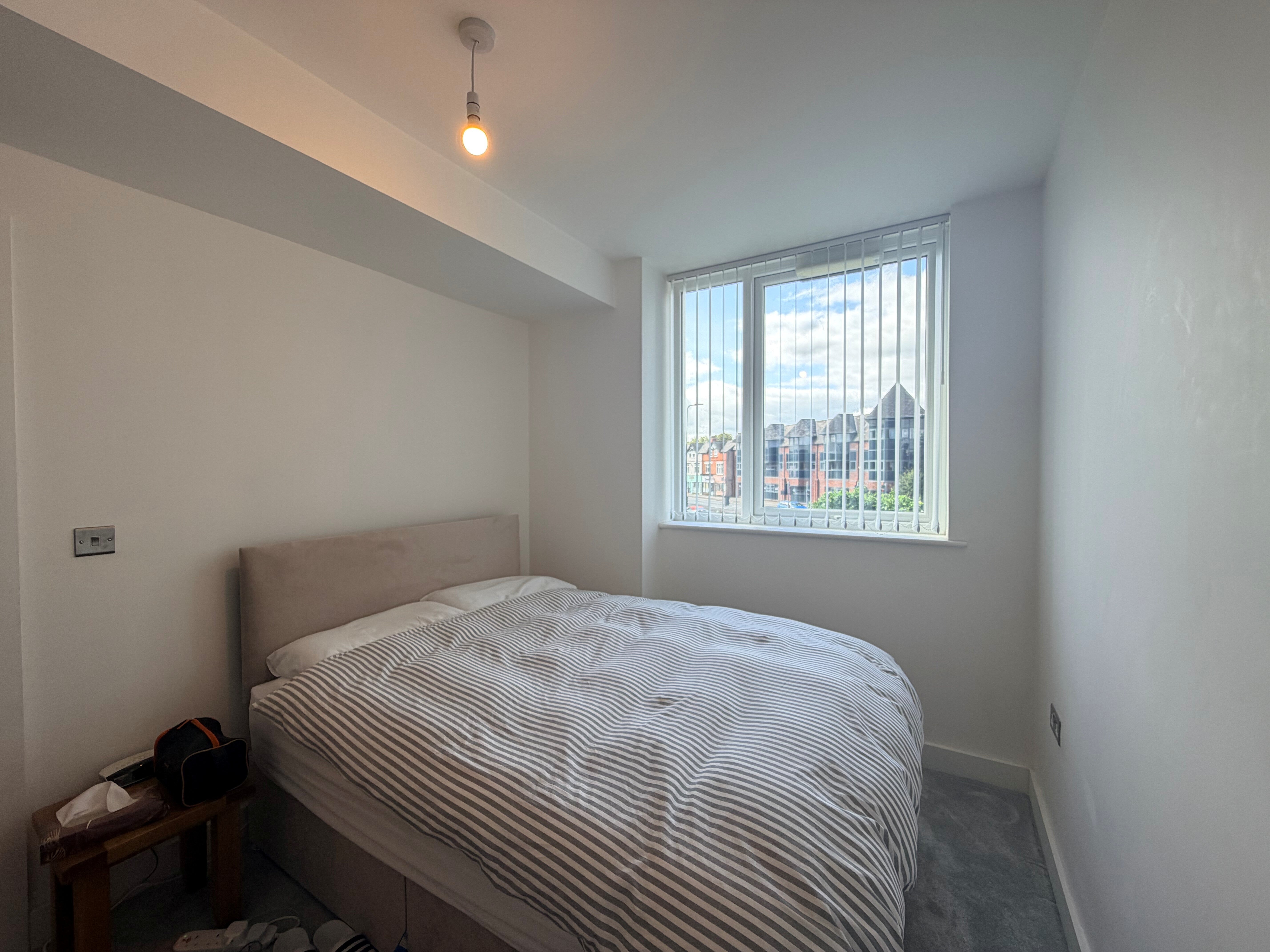 Flat Crossford Court in Trafford