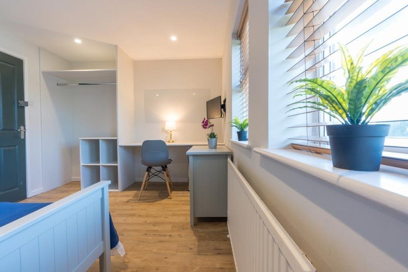 Room Larkdale Street in Nottingham