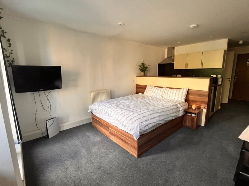 Room Back Bridport Street in Liverpool