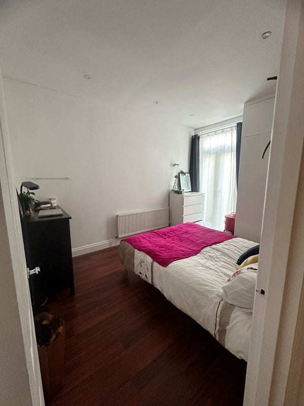 Room Brancaster Road in Greater London