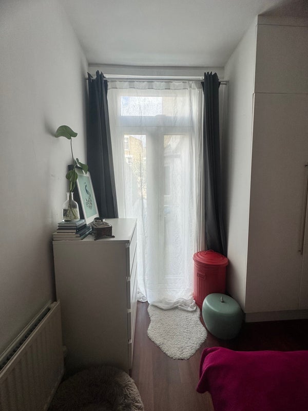 Room Brancaster Road in Greater London