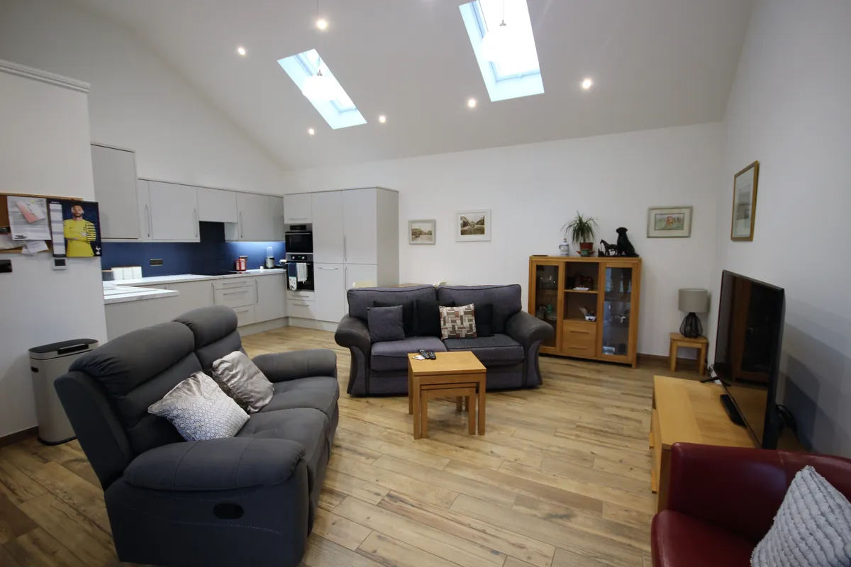 Flat Chesham Road in Bellingdon