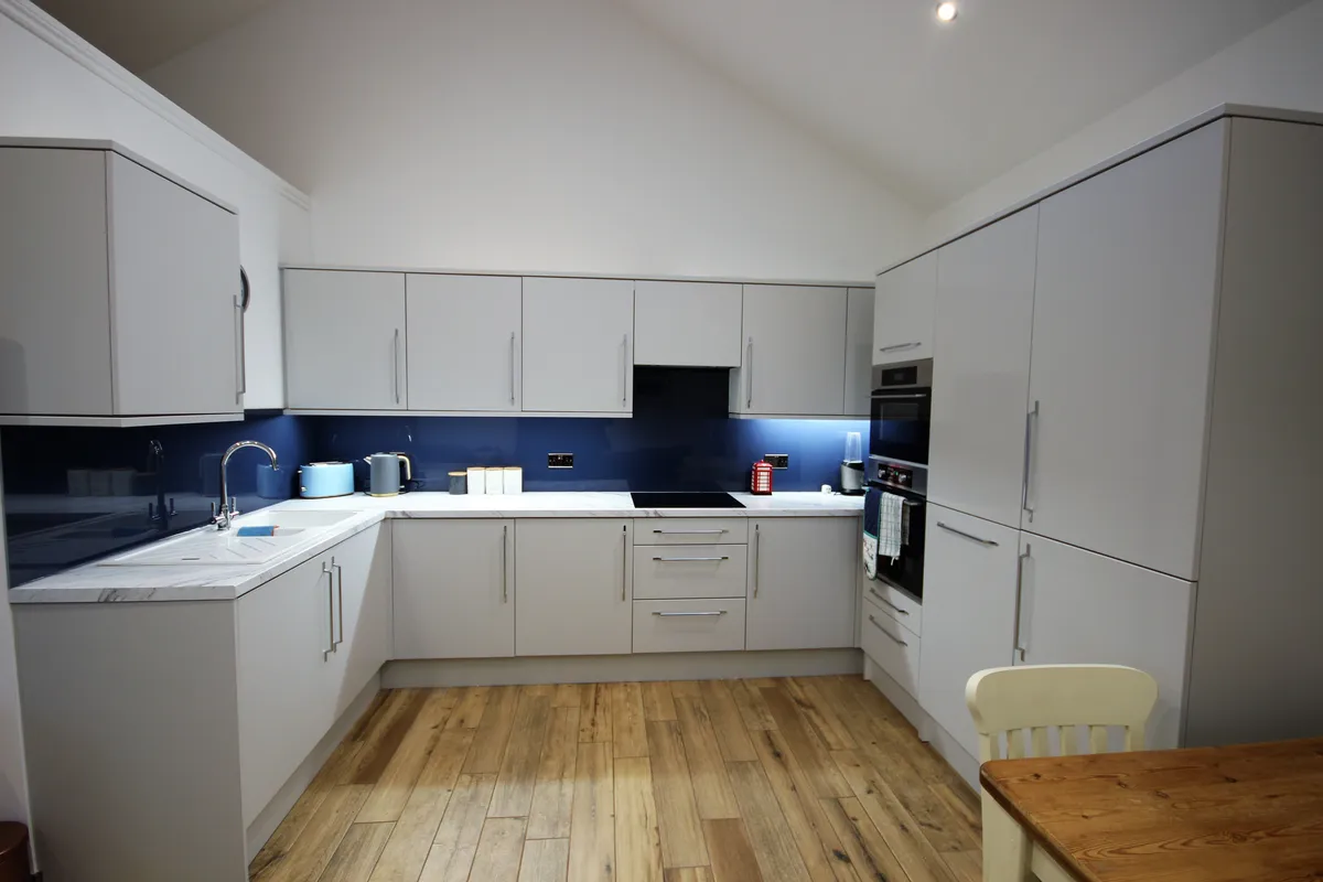 Flat Chesham Road in Bellingdon