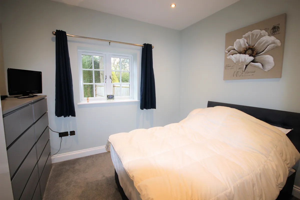Flat Chesham Road in Bellingdon