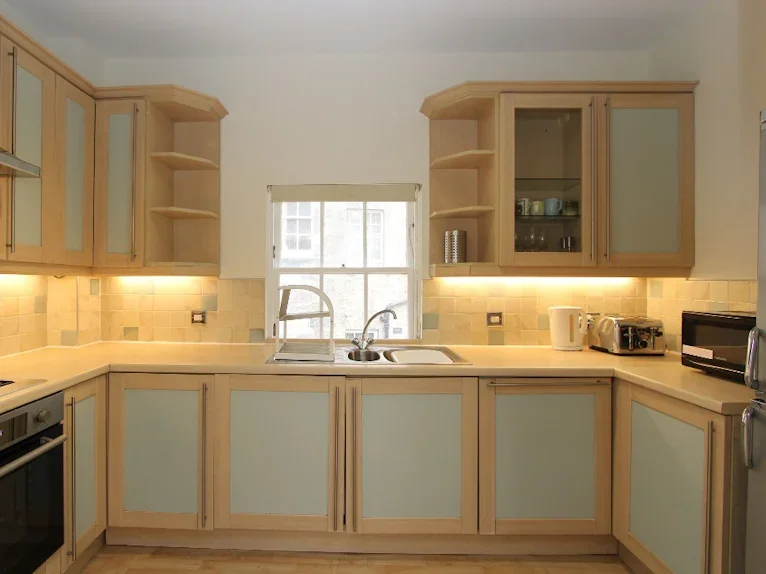 Flat Northumberland Street South East Lane in City of Edinburgh