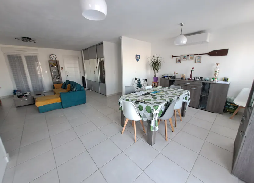 House Route de Juicq in Annepont