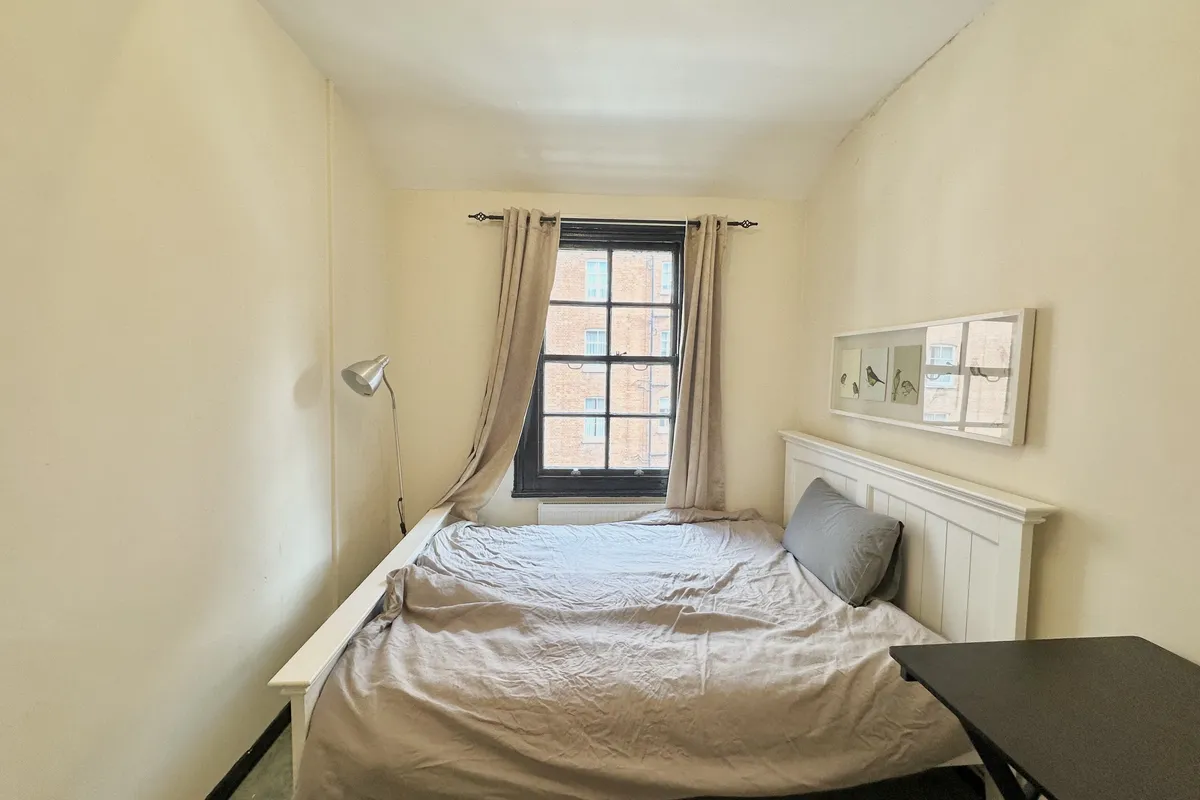 Flat Tavistock Street in City of Westminster
