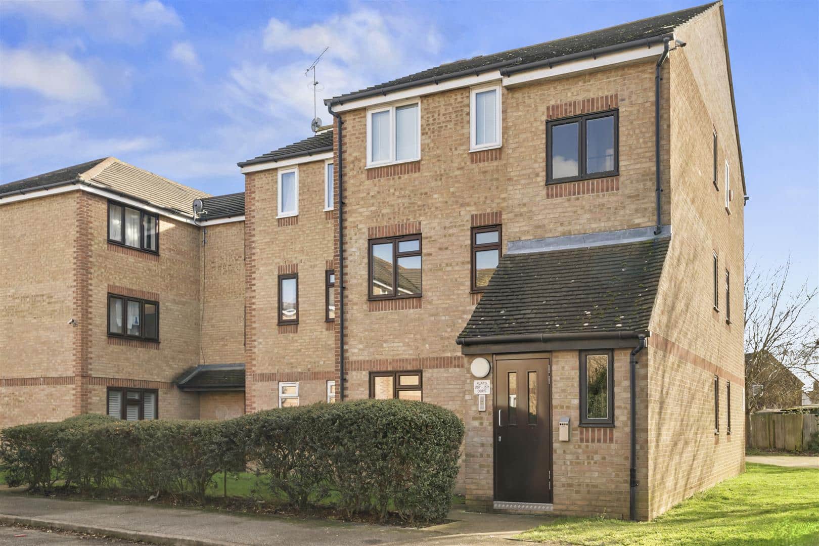 Flat Danbury Crescent in South Ockendon