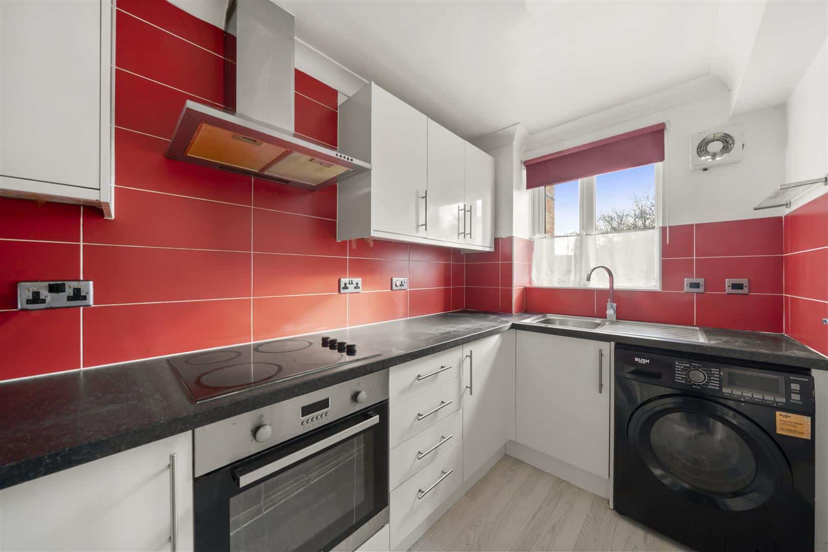 Flat Danbury Crescent in South Ockendon