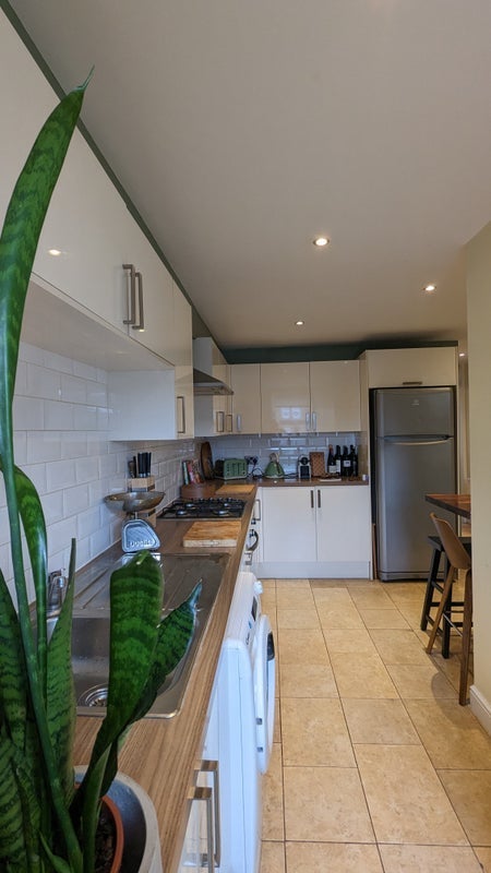 Room Grace Close in Greater London