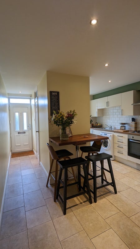 Room Grace Close in Greater London