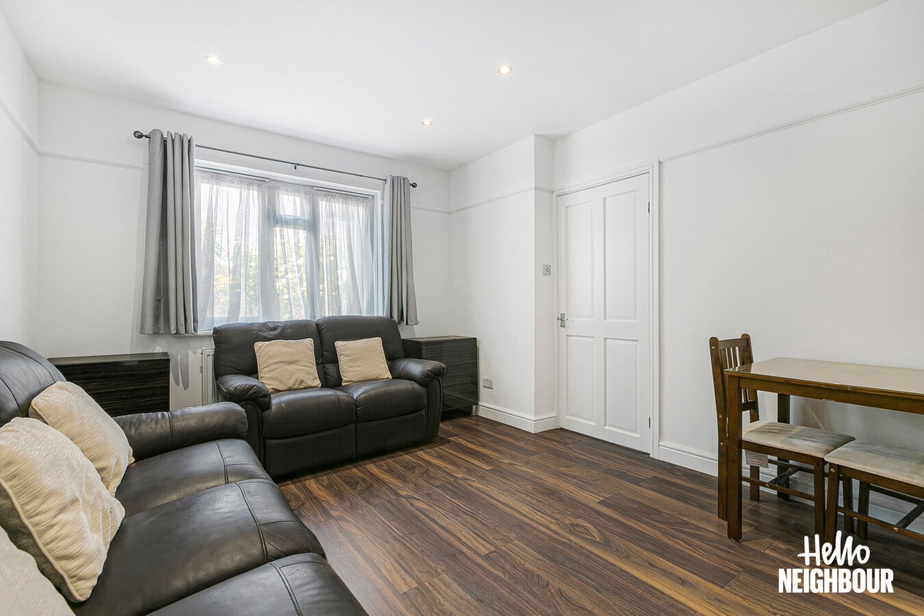Flat Tamworth Lane in Greater London