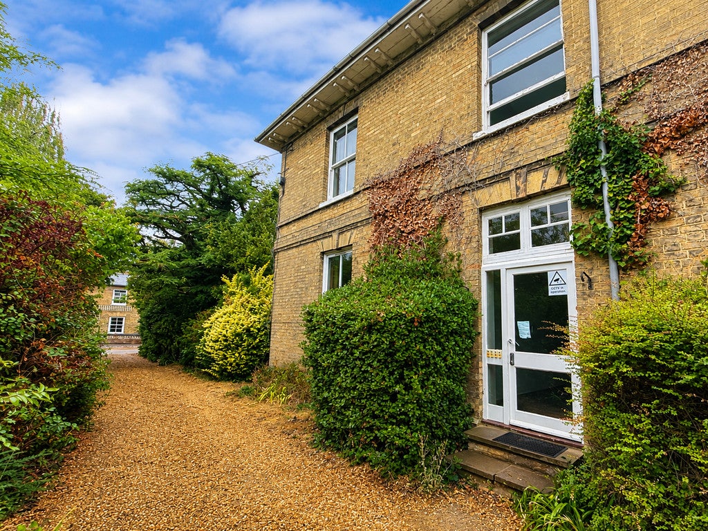 Flat Short Lane in South Cambridgeshire