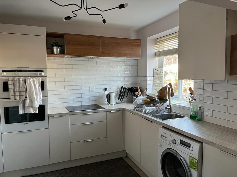 Room Dagnall Street in Greater London