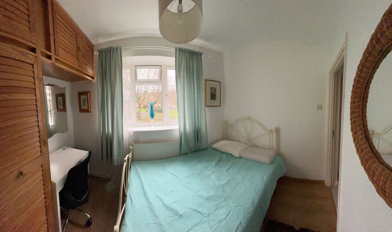 Room Dagnall Street in Greater London
